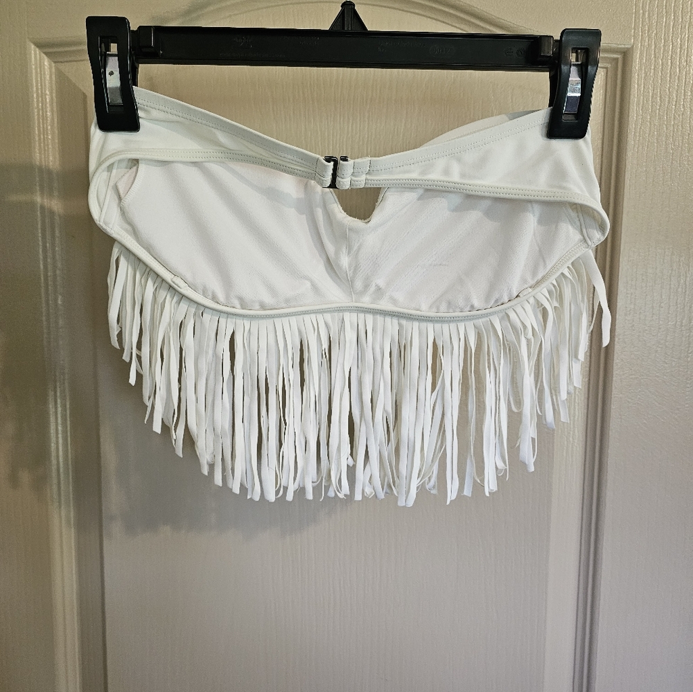 Hollister Large Strapless White Swim Top With Fringe Tassell Hem - Picture 2 of 5